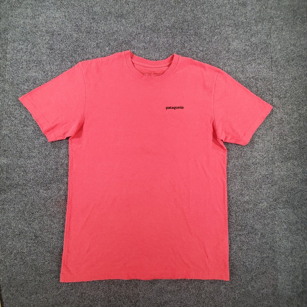 Patagonia Shirt Men M Responsibili-Tee Rose Red Fitz Roy Logo 39174 Short Sleeve